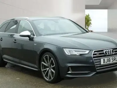 Usado Audi S4 354 HP (260 kW) 2018 Carrinha