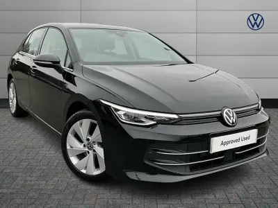 Used VW Golf VIII Style 147 HP (108 kW) 2025 Black Hatchback