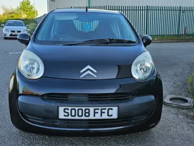 Begagnad Citroën C1 67 HK (49 kW) 2008 Svart Halvkombi
