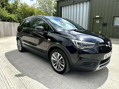 Used Vauxhall Crossland X SRi 83 HP (61 kW) 2020 Black SUV