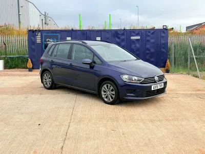 Used VW Golf Sportsvan SE 110 HP (80 kW) 2015 Blue MPV