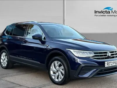 Używany VW Tiguan Life 150 KM (110 kW) 2022 Niebieski SUV