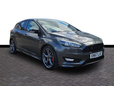 Used Ford Focus ST-Line X 140 HP (102 kW) 2017 Grey Hatchback