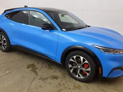 Used Ford Mustang Mach-E Standard Range 197 kW (269 HP) 2022 Blue SUV