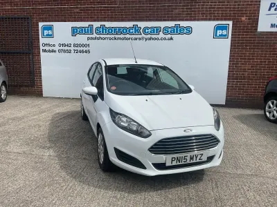 Used Ford Fiesta Style 82 HP (60 kW) 2015 White Hatchback