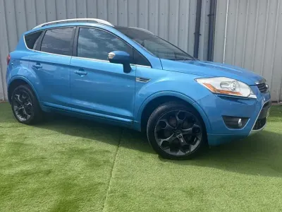 Usado Ford Kuga Titanium 136 CV (100 kW) 2009 Azul SUV