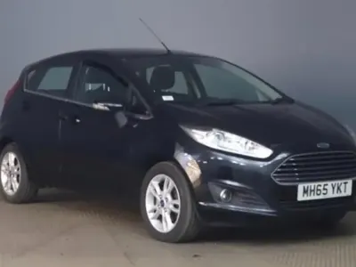 Używany Ford Fiesta Zetec 2016 Czarny Hatchback