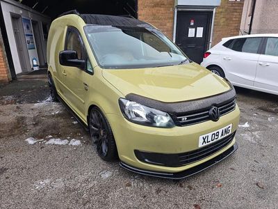 Green Used 2015 VW Caddy Startline MPV | £9,750 (Fair price)