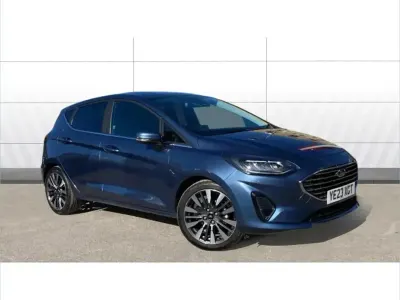 Begagnad Ford Fiesta Titanium X 125 HK (91 kW) 2023 Blå Halvkombi