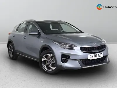 Usado Kia XCeed 2020 Prateado SUV