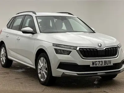 Used Skoda Kamiq SE 81 HP (59 kW) 2023 Moon white metallic SUV