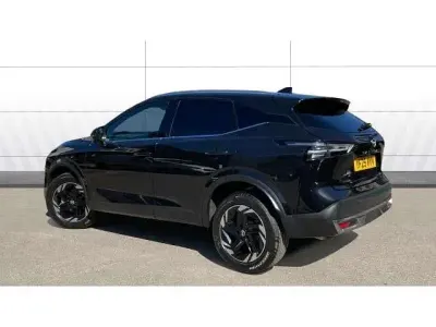 Neu Nissan Qashqai N-Connecta 140 PS (102 kW) 2025 Schwarz SUV