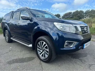 Gebraucht Nissan Navara Tekna 190 PS (139 kW) 2019 Blau Pickup