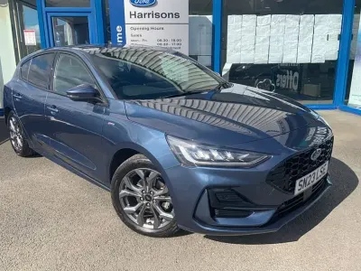Używany Ford Focus ST-Line 125 KM (91 kW) 2023 Niebieski Hatchback