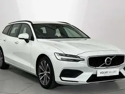 Used Volvo V60 Momentum 161 HP (118 kW) 2022 White Estate