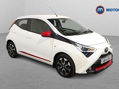 Begagnad Toyota Aygo Trend 72 HK (52 kW) 2020 Vit Halvkombi