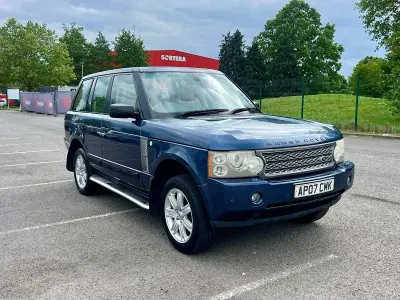 Begagnad Land Rover Range Rover Vogue 271 HK (199 kW) 2007 Blå SUV