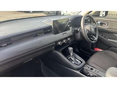 Used Honda HR-V Elegance 131 HP (96 kW) 2022 Beige SUV