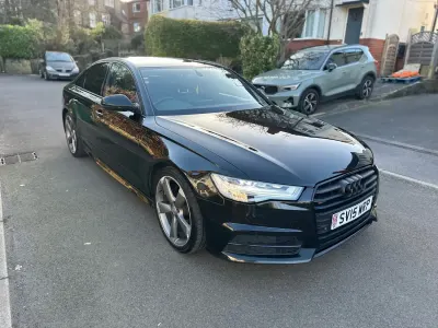 Begagnad Audi A6 Black Edition 190 HK (139 kW) 2015 Svart Sedan