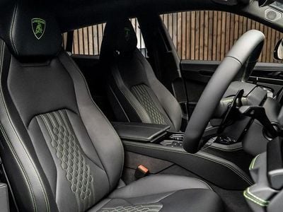 Used Lamborghini Urus 800 HP (588 kW) 2025 Green SUV