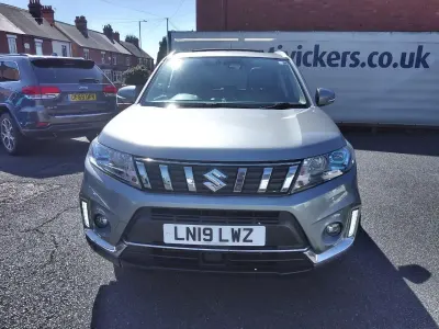 Gebraucht Suzuki Vitara SZ5 140 PS (102 kW) 2019 Grau SUV