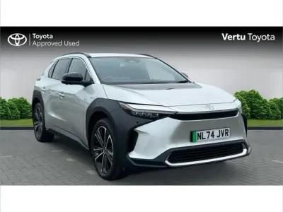 Usado Toyota bZ4X 150 kW (204 CV) 2024 Plateado SUV
