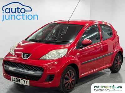 Used Peugeot 107 68 HP (50 kW) 2009 Red Hatchback