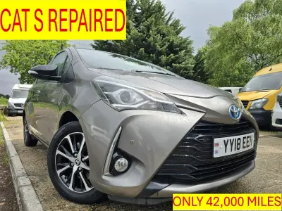 Used Toyota Yaris 100 HP (73 kW) 2018 Bronze Hatchback