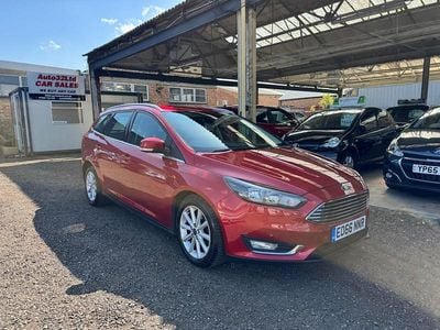 Used Ford Focus Titanium 2016 Red Estate