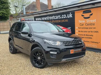 Begagnad Land Rover Discovery Sport SE 180 HK (132 kW) 2018 Svart SUV
