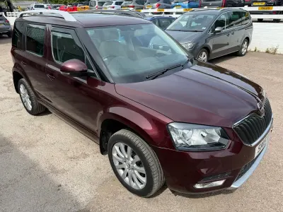 Used Skoda Yeti SE L 110 HP (80 kW) 2015 Maroon SUV