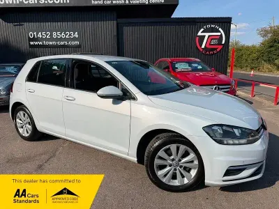 Used VW Golf VII SE 115 HP (84 kW) 2017 Silver Hatchback