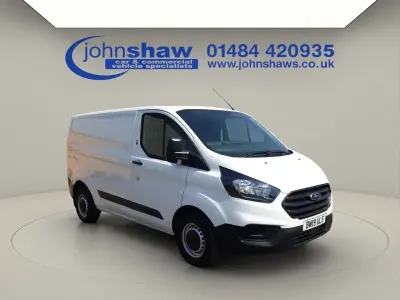 Used Ford Transit Custom 105 HP (77 kW) 2019 White Van