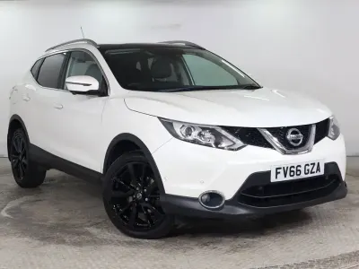 Used Nissan Qashqai S 130 HP (95 kW) 2017 White SUV