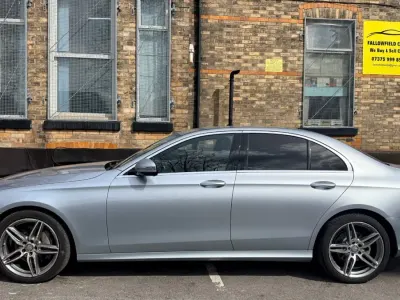 Usado Mercedes E220 AMG line 2016 Prateado Sedan
