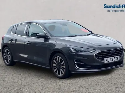 Used Ford Focus Titanium 155 HP (114 kW) 2022 Grey Hatchback