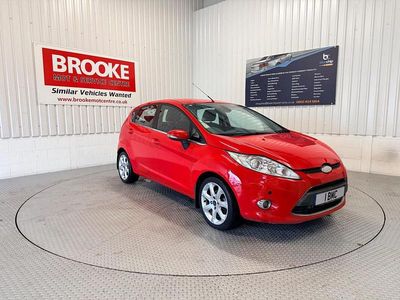 Used Ford Fiesta Titanium 2009 Red Hatchback