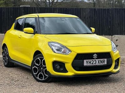 Usado Suzuki Swift Sport 129 HP (94 kW) 2023 Amarelo Citadino