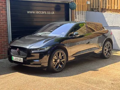Käytetty Jaguar I-Pace 294 kW (400 HP) 2022 Musta Katumaasturi