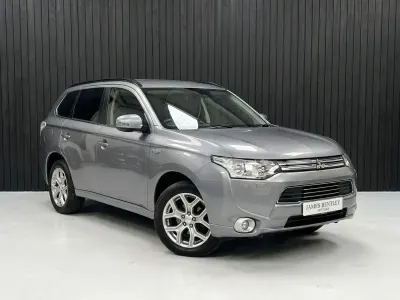 Used Mitsubishi Outlander P-HEV 2014 Grey SUV
