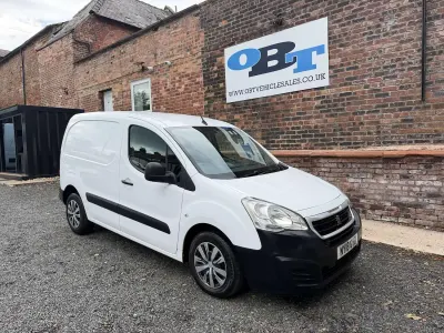Used Peugeot Partner 100 HP (73 kW) 2018 White