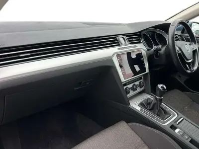 Begagnad VW Passat Business 147 HK (108 kW) 2018 Blå Kombi