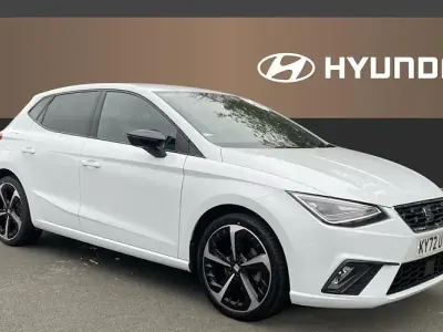 Używany Seat Ibiza FR Sport 110 KM (80 kW) 2023 Biały Hatchback