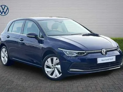 Used VW Golf VIII Style 148 HP (108 kW) 2020 Blue Hatchback