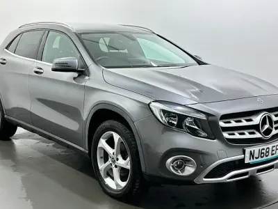 Used Mercedes GLA200 Executive 156 HP (114 kW) 2018 Grey SUV