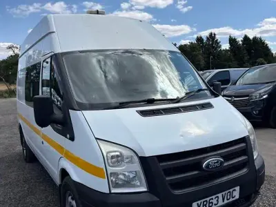 Used Ford Transit 125 HP (91 kW) 2014 White Van