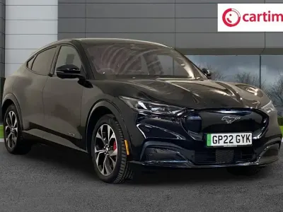 Begagnad Ford Mustang Standard Range 269 HK (197 kW) 2022 Svart Halvkombi