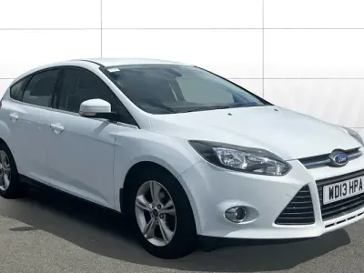 Używany Ford Focus Zetec 105 KM (77 kW) 2013 Hatchback