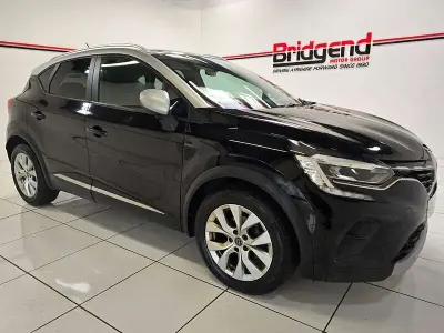 Used Renault Captur Iconic 100 HP (73 kW) 2020 Black/grey SUV