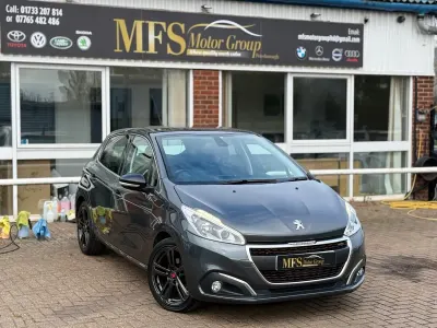 Used Peugeot 208 GT-line 110 HP (80 kW) 2015 Grey Hatchback
